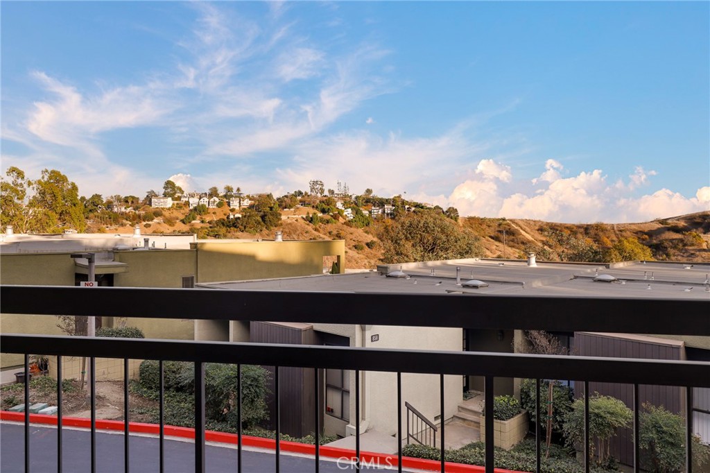 809 Temple Terrace Los Angeles, CA 90042 - Photo 32 of 46 a view of city from a balcony