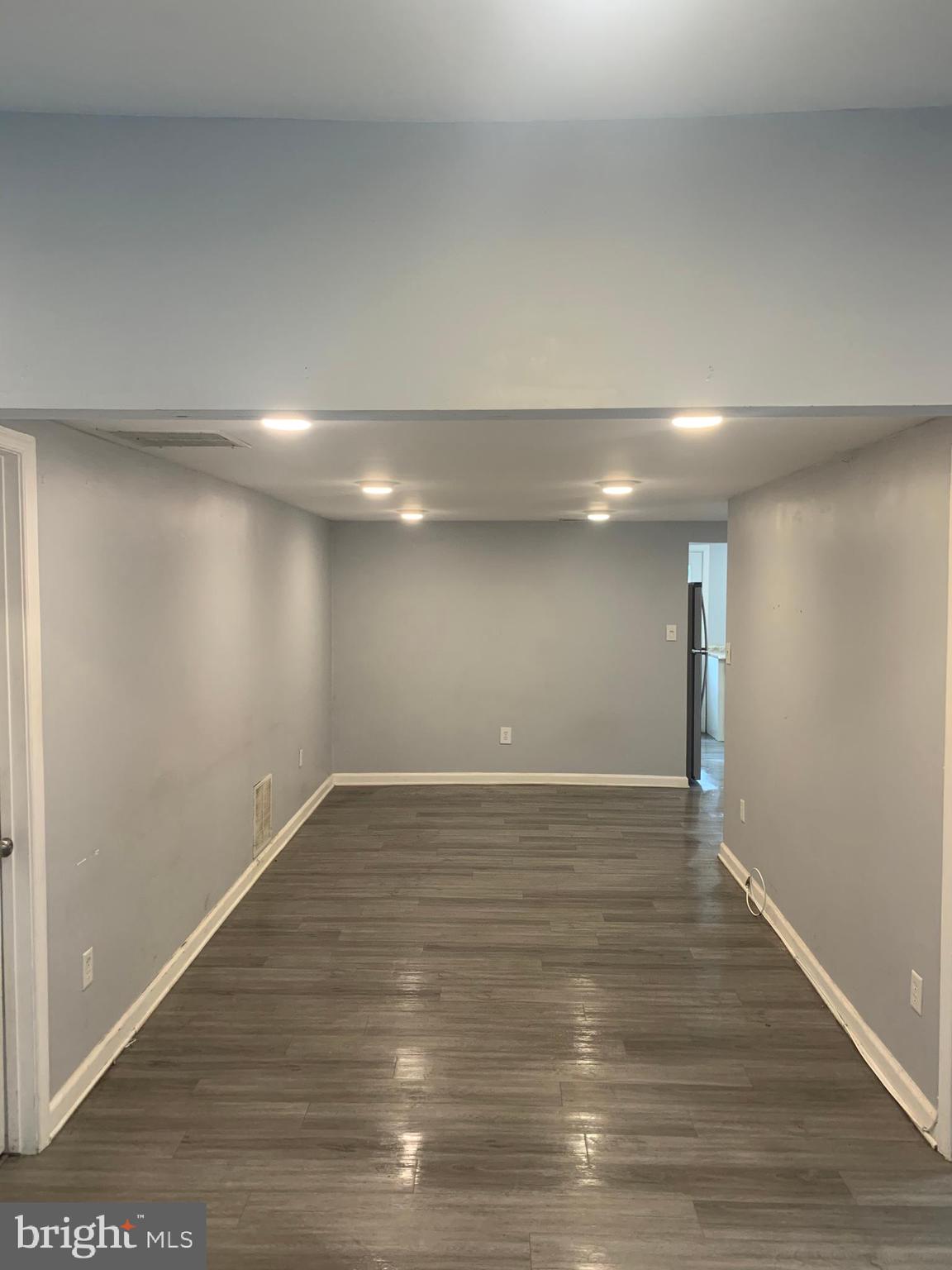 127 Cove Road Mantua, NJ 08051 - Photo 4 of 12 Vinyl Planking