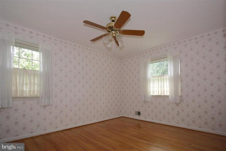 600 Hermleigh Road Silver Spring, MD 20902 - Photo 4 of 17 Bedroom #3
