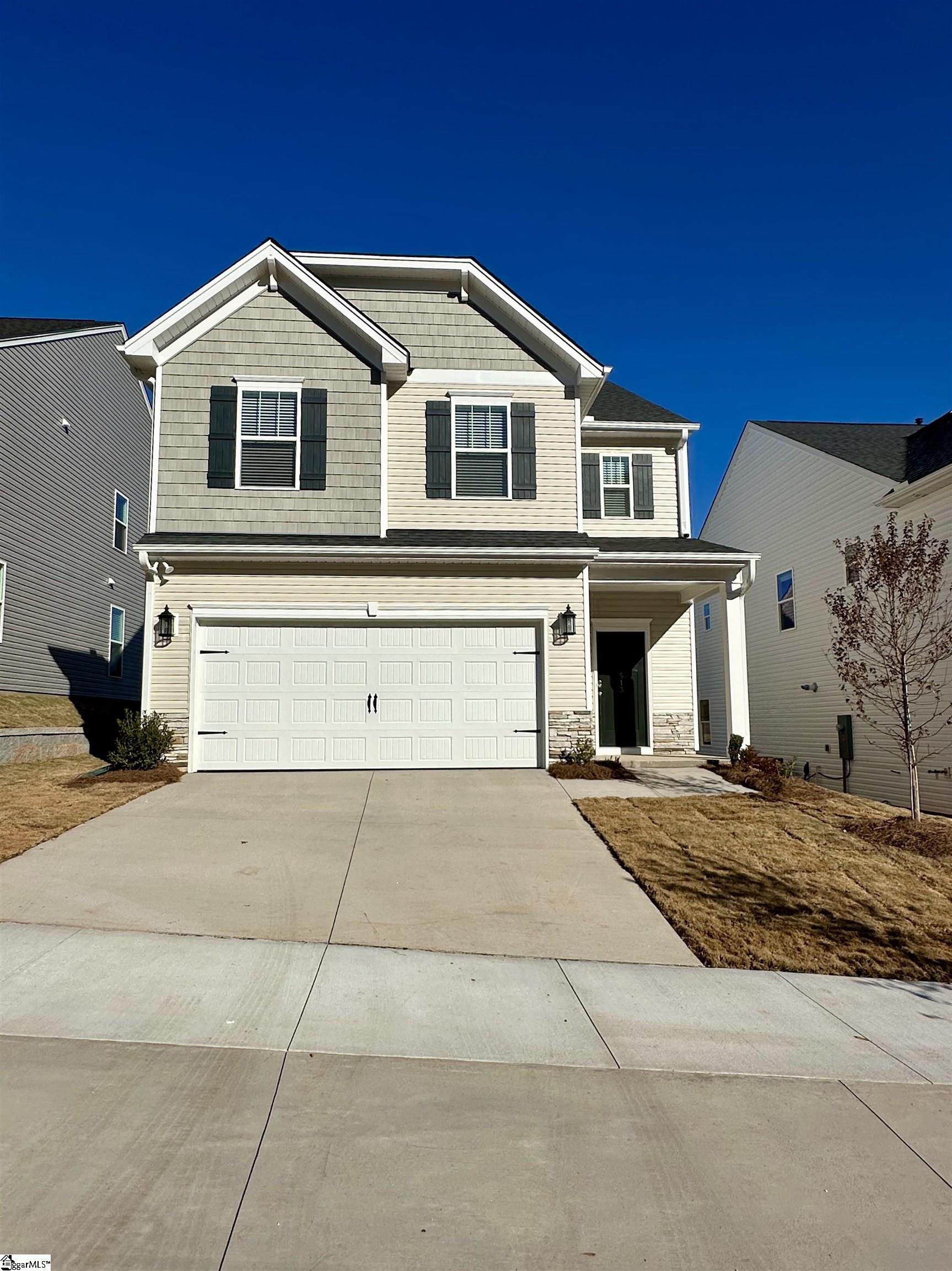 513 Poinsett Bridge Way Greenville, SC 29607 - Photo 2 of 33