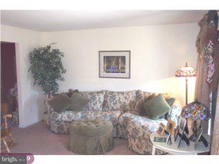 407 Roxberry Drive Sinking Spring, PA 19608 - Photo 5 of 6 Gallery Image 5