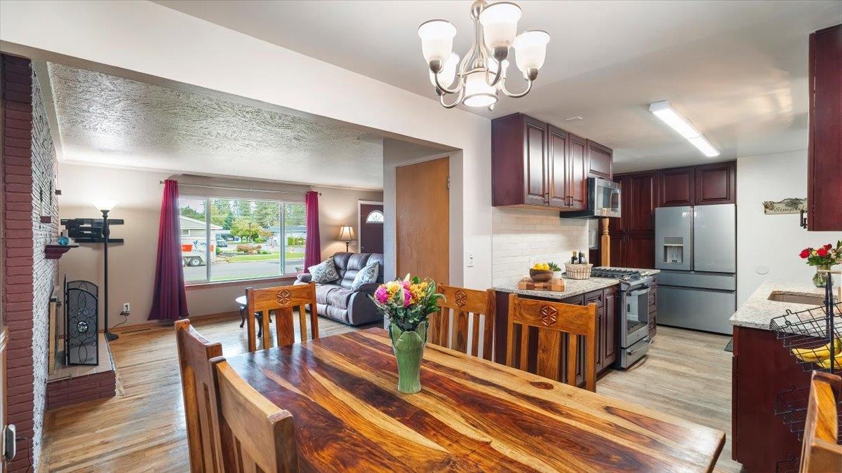 303 West Barnes Road Spokane, WA 99218 - Photo 12 of 38