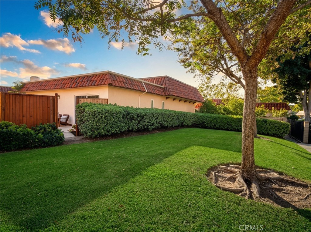 26 Seton Road Irvine, CA 92612 - Photo 16 of 17