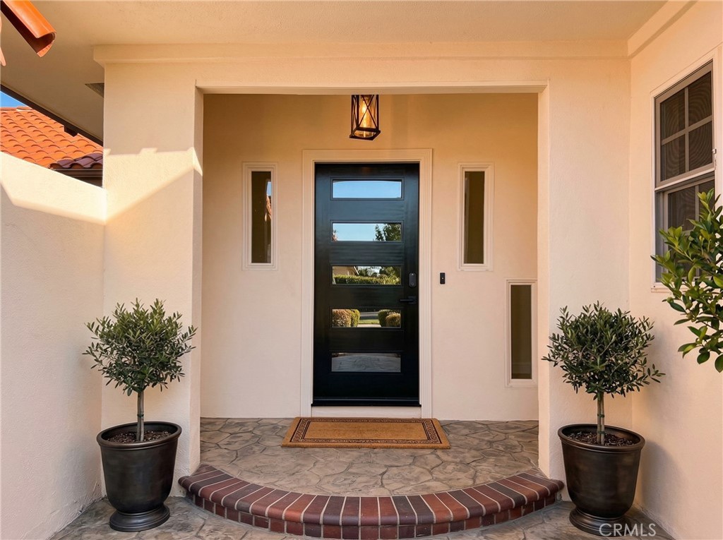 26 Seton Road Irvine, CA 92612 - Photo 2 of 17