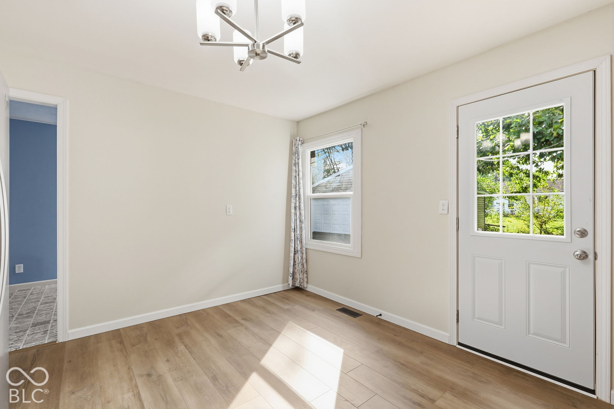 8235 Barry Road Indianapolis, IN 46219 - Photo 20 of 35 Gallery Image 20