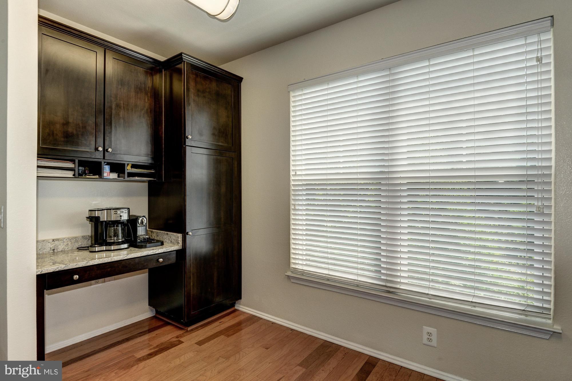 11800 Old Georgetown Road, Unit 1314 Rockville, MD 20852 - Photo 17 of 43 Desk area/work station w large pantry