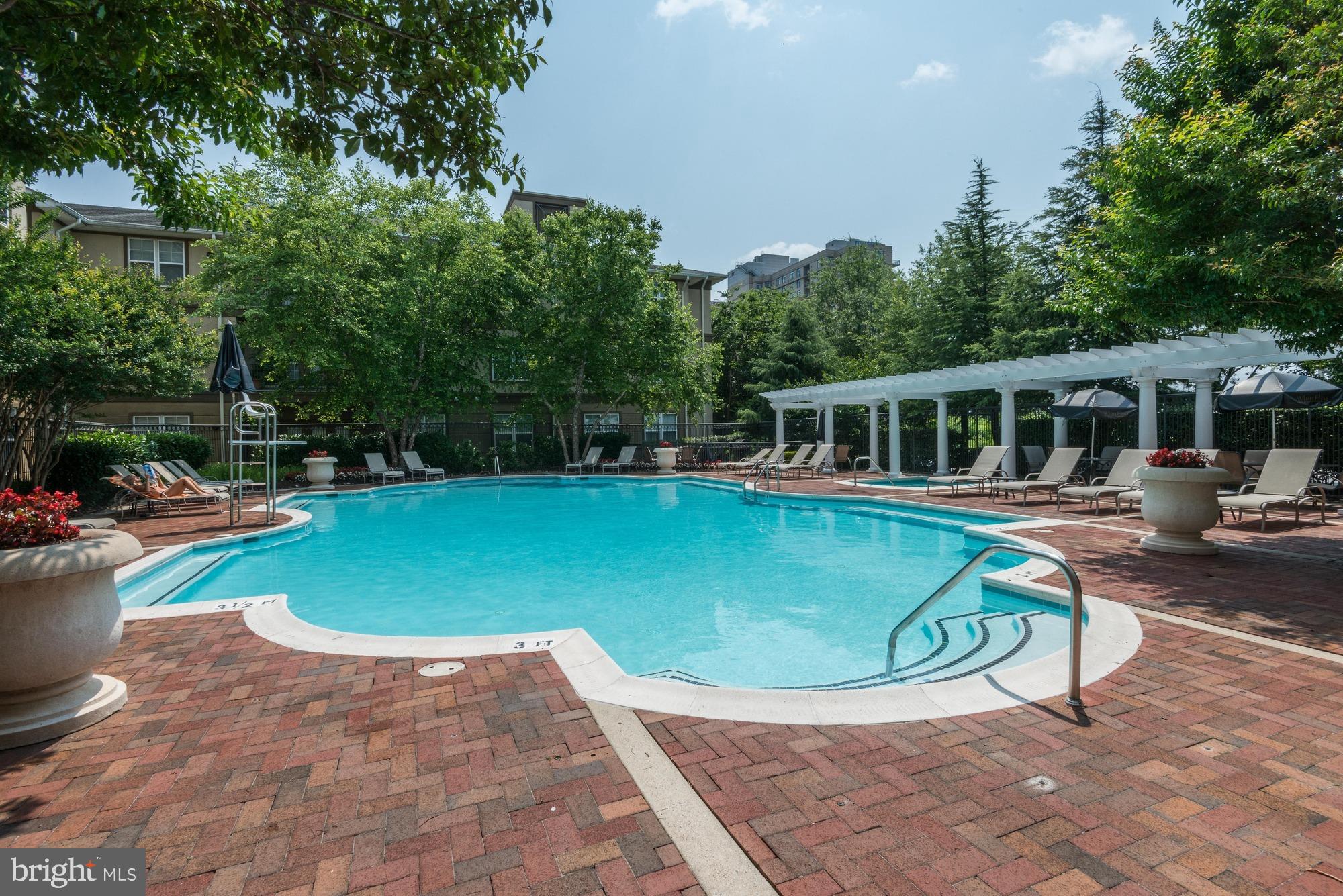 11800 Old Georgetown Road, Unit 1314 Rockville, MD 20852 - Photo 33 of 43