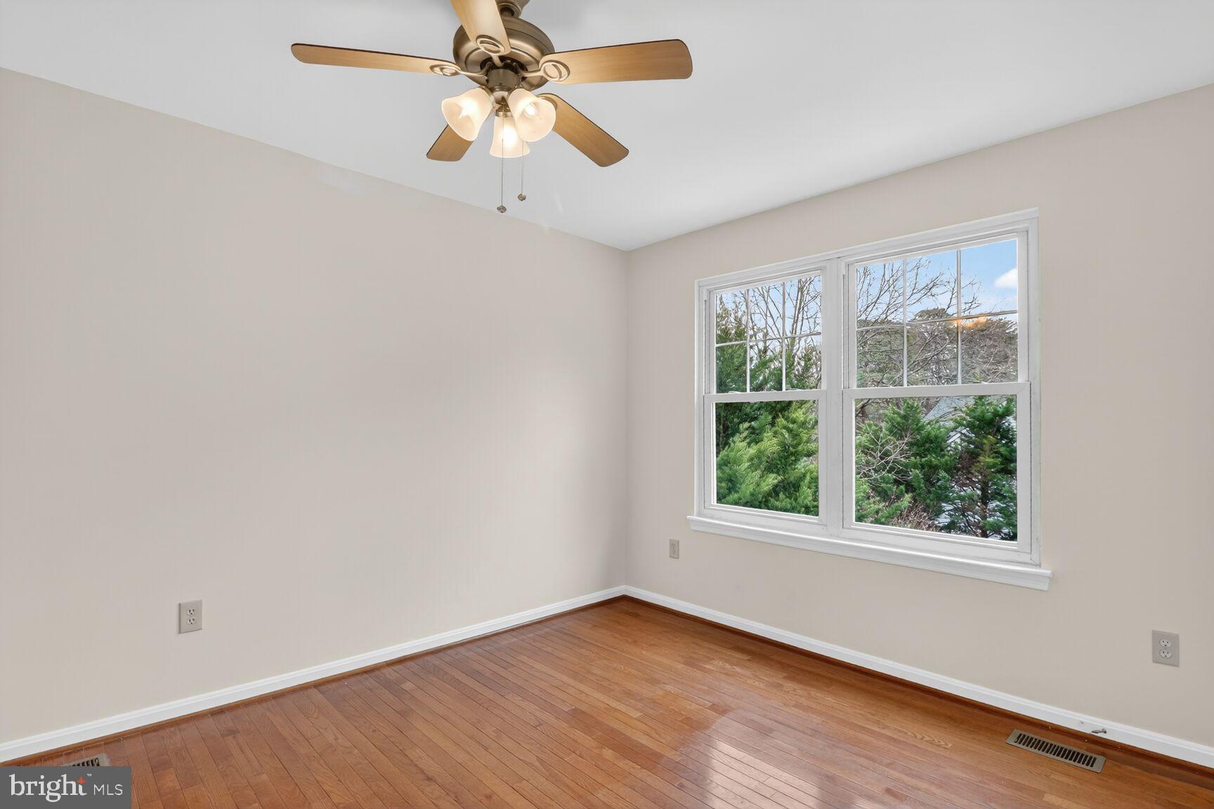 64 Foxwell Bend Road Glen Burnie, MD 21061 - Photo 26 of 38 Bedroom