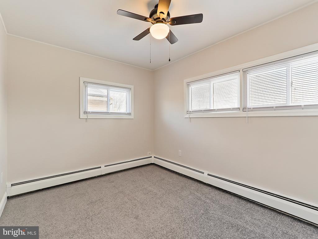 10 Blue Ridge Drive Levittown, PA 19057 - Photo 20 of 31