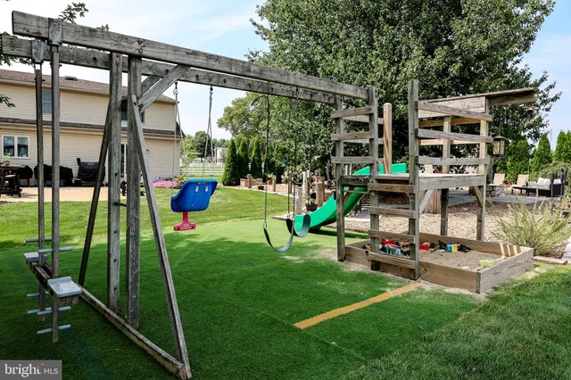 $350,000 | 253 Meetinghouse Road, Gap, PA 17527