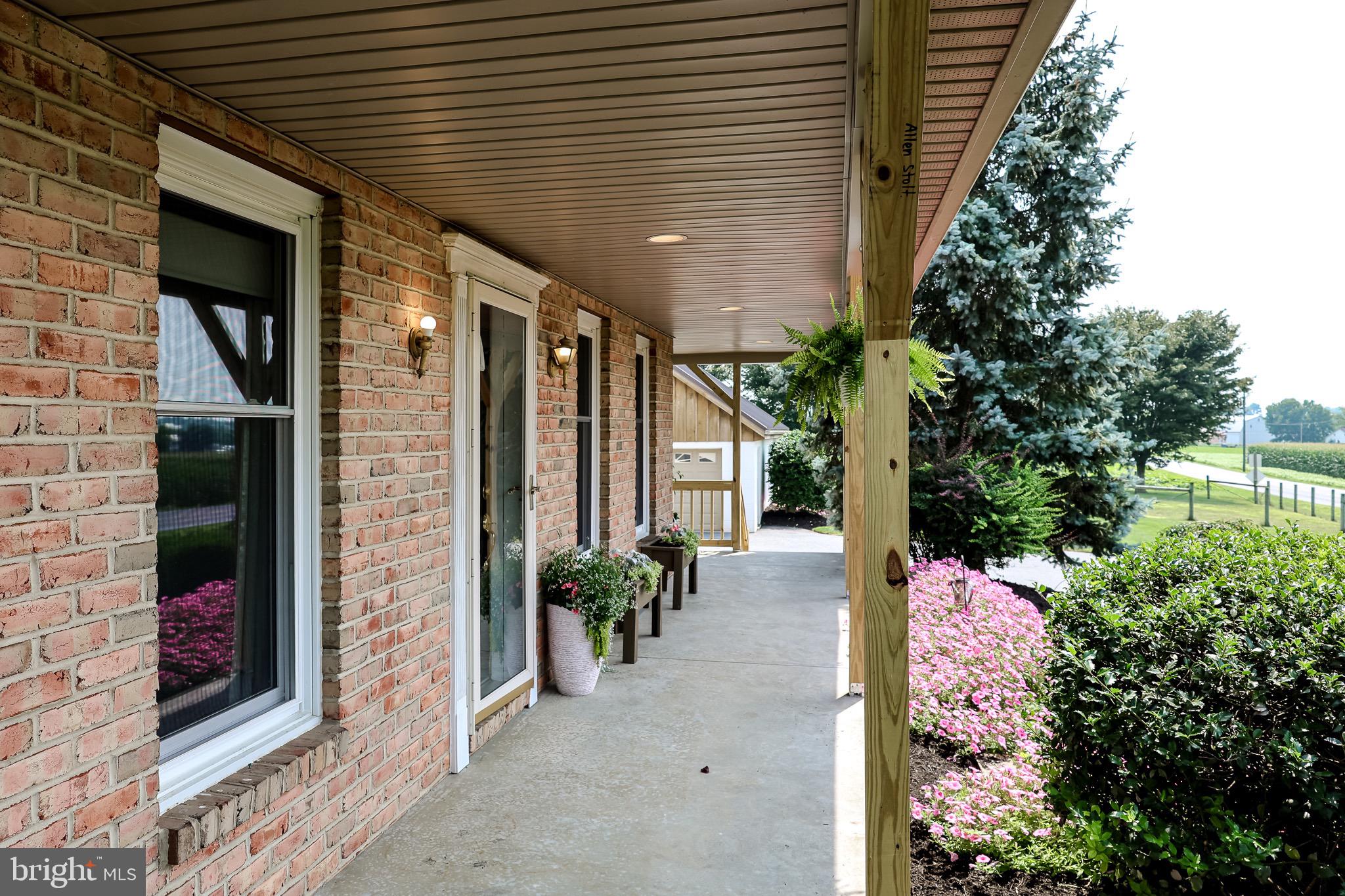 253 Meetinghouse Road Gap, PA 17527 - Photo 6 of 103