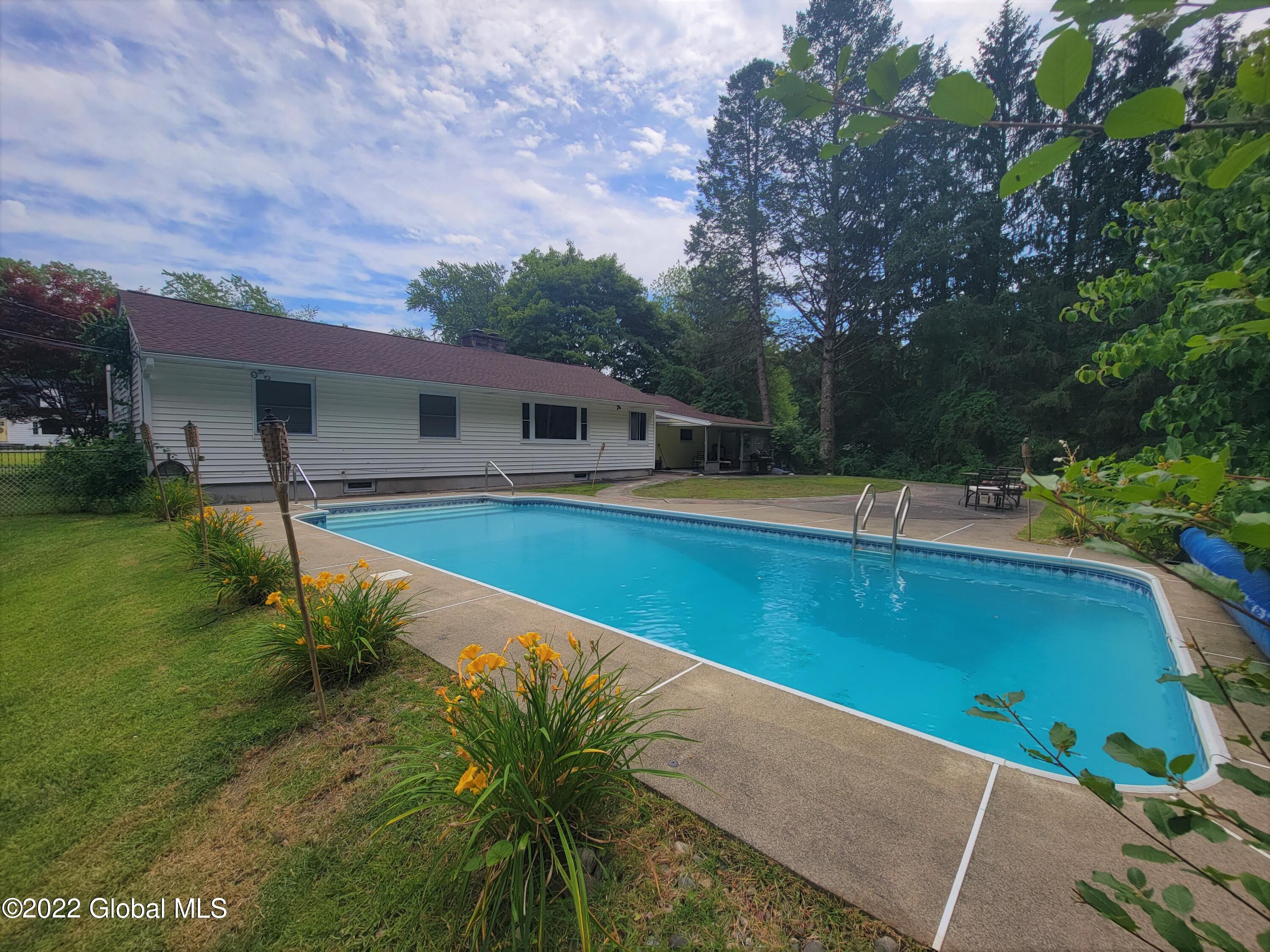 25 Newton Road Albany, NY 12211 - Photo 11 of 48 16