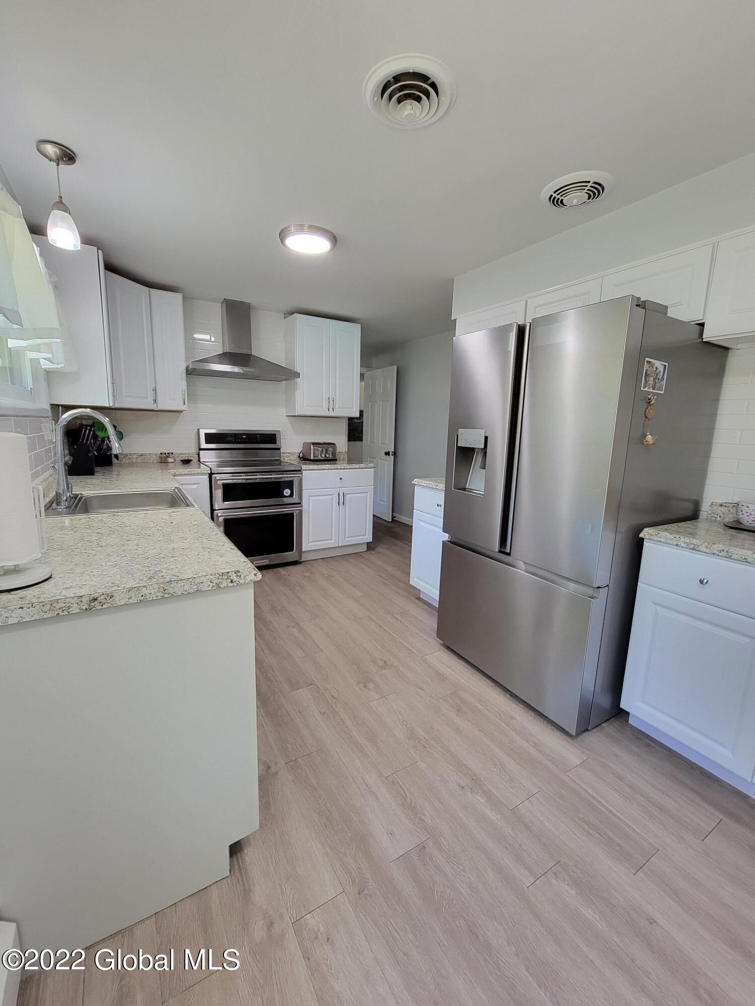 25 Newton Road Albany, NY 12211 - Photo 24 of 48 20220715_104609
