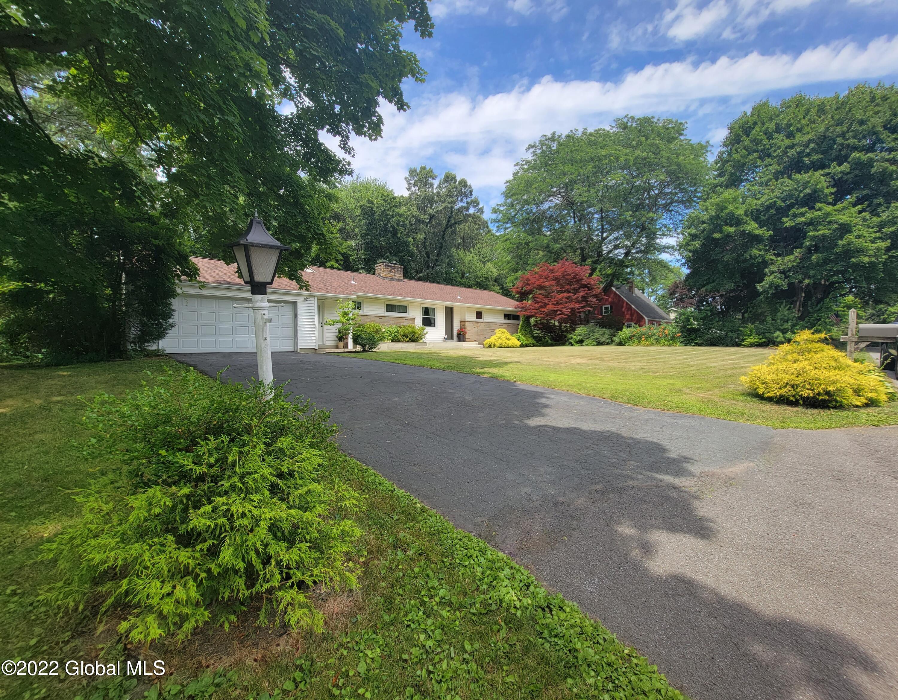25 Newton Road Albany, NY 12211 - Photo 5 of 48 9