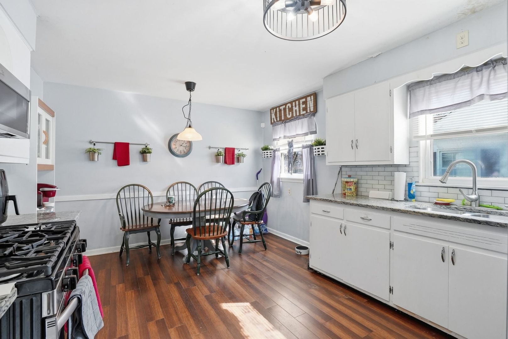 703 North Reed Street Joliet, IL 60435 - Photo 4 of 25