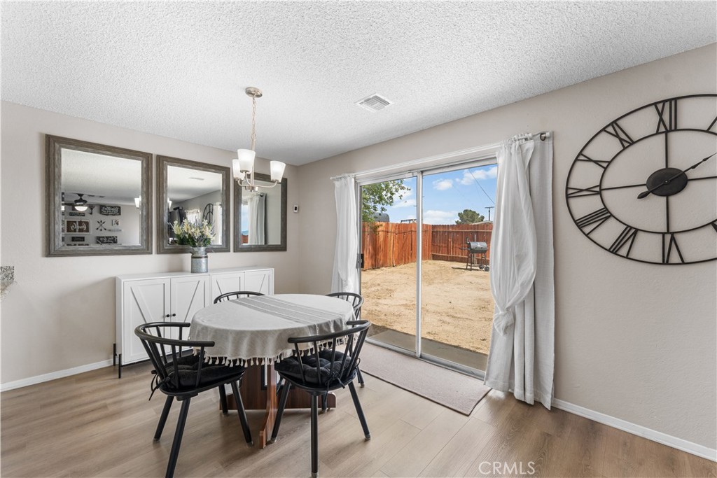 3472 West Roxbury Street Rosamond, CA 93560 - Photo 7 of 32