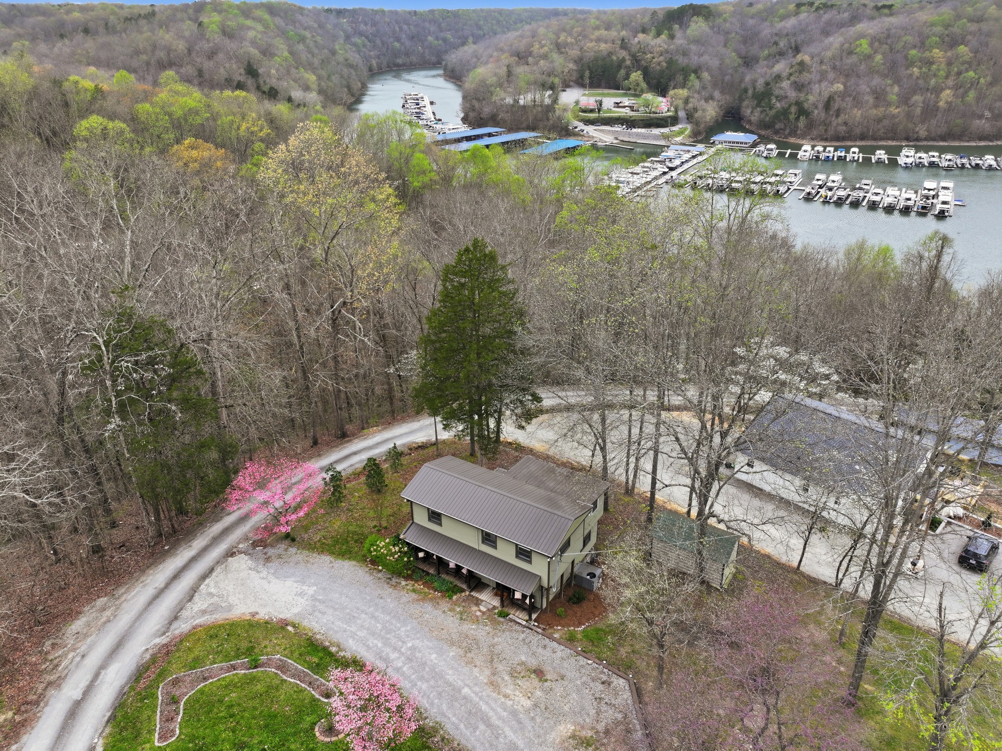 716 Still Point Road Smithville, TN 37166 - Photo 36 of 45 Gallery Image 36