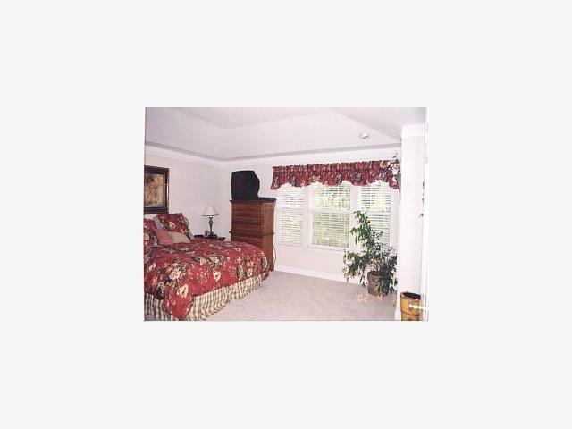 112 Mill Road Los Gatos, CA 95032 - Photo 3 of 6 Gallery Image 3