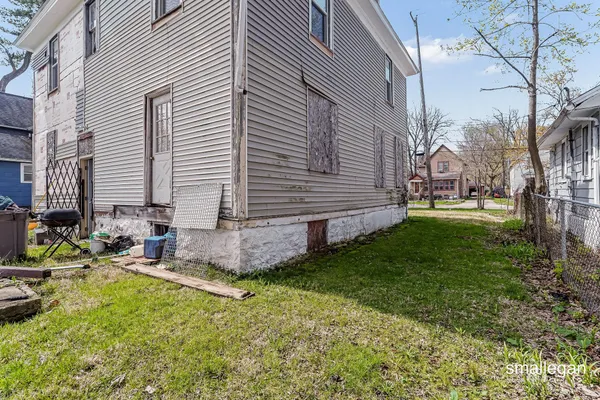 $70,000 | 821 Clarence Street, Kalamazoo, MI 49001