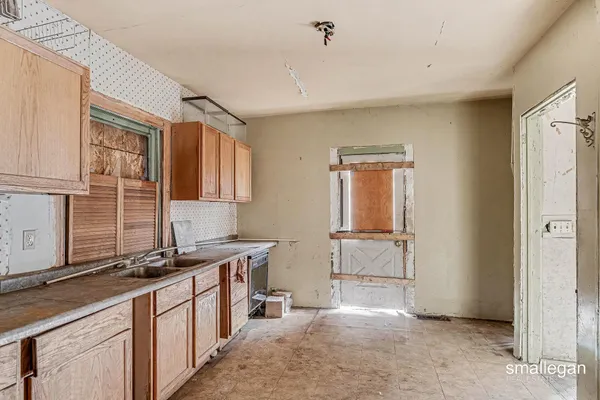 $70,000 | 821 Clarence Street, Kalamazoo, MI 49001