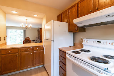 65 Oak Ridge Drive, Unit 65 Windsor Locks, CT 06096 - Photo 14 of 36