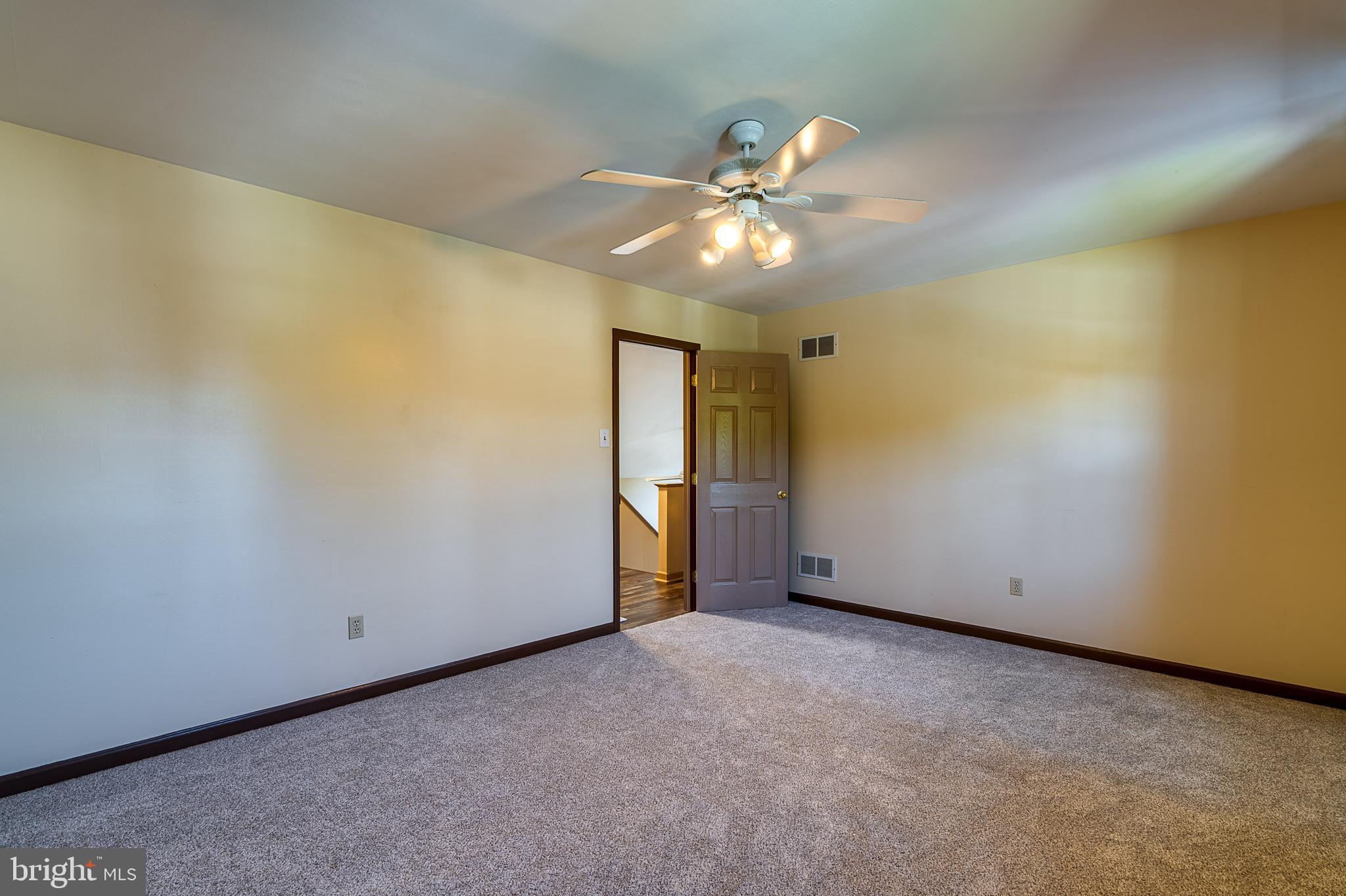 1145 Tuckerton Road Reading, PA 19605 - Photo 36 of 51 Gallery Image 36
