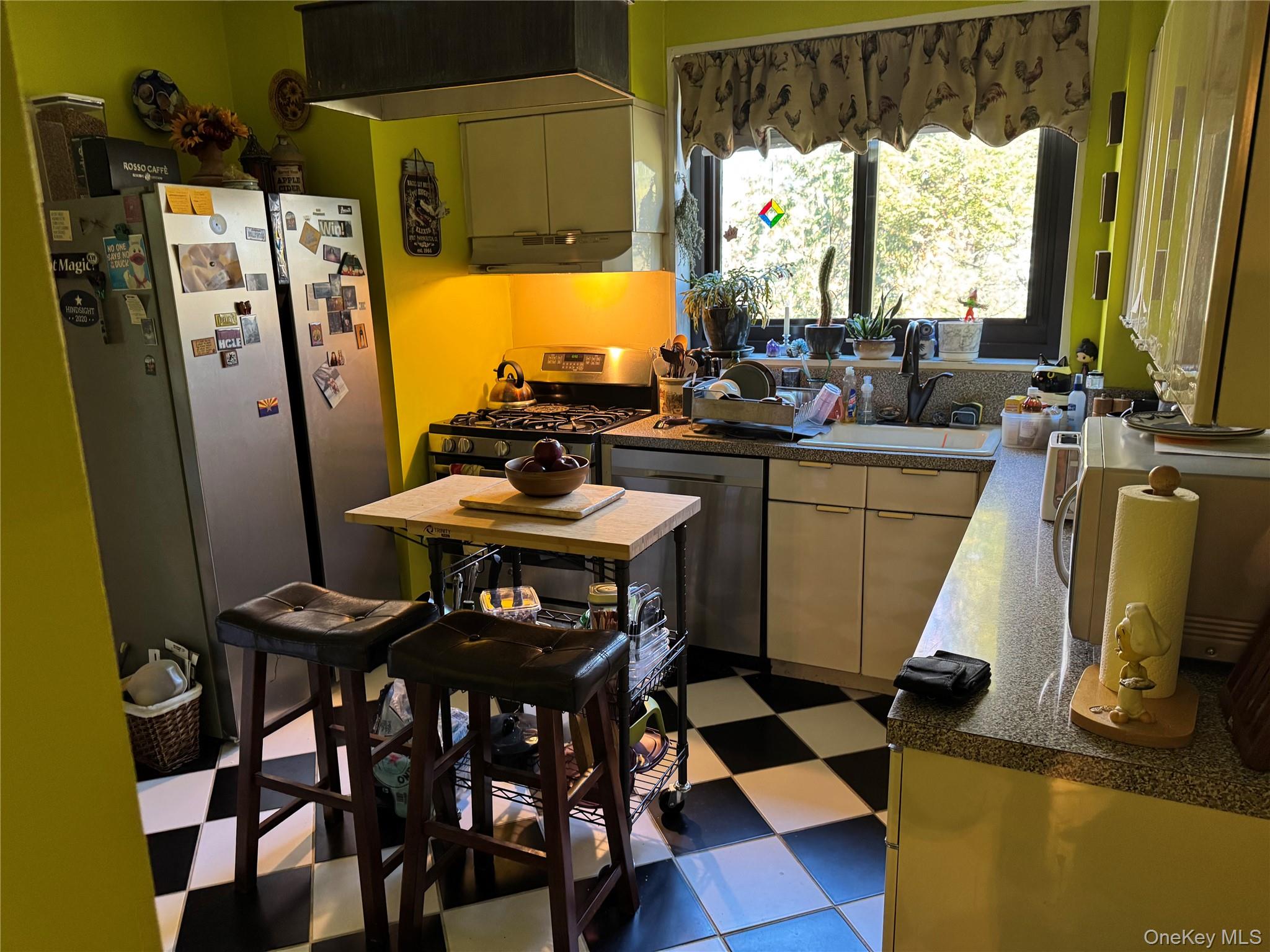 1101 Midland Avenue, Unit 402 Bronxville, NY 10708 - Photo 7 of 20