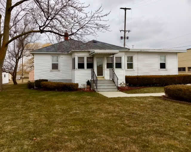 2469 Midland Road Bay City, MI 48706 - Photo 1 of 12 Gallery Image 1