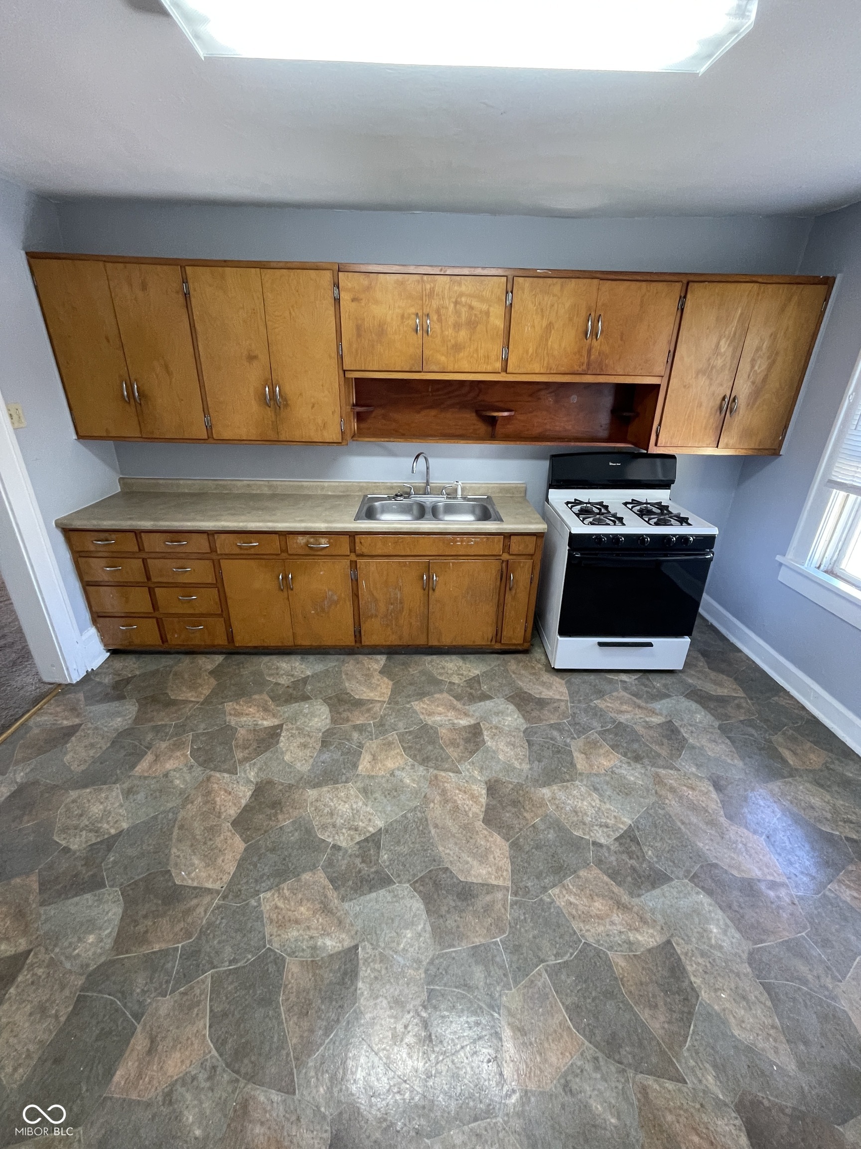 1604 West 15th Street, Unit A Anderson, IN 46016 - Photo 7 of 15