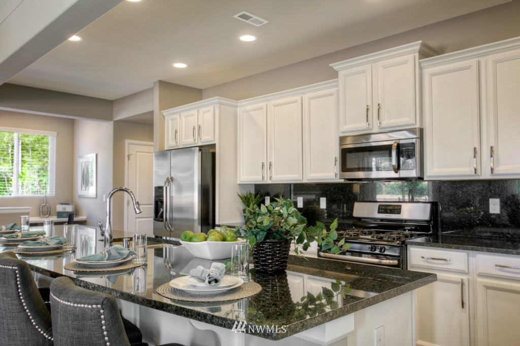 17511 42nd Avenue Southeast, Unit 48 Bothell, WA 98012 - Photo 5 of 25 Gallery Image 5