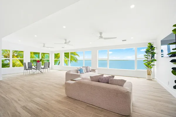 $3,899,000 | 17015 Wahoo Lane West, Sugarloaf, FL 33042