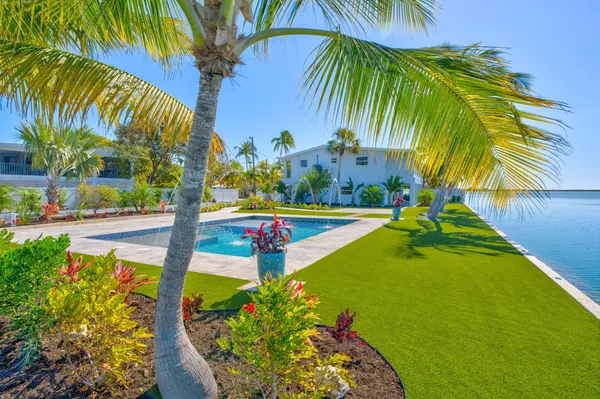 $3,899,000 | 17015 Wahoo Lane West, Sugarloaf, FL 33042