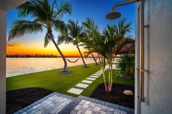 $3,899,000 | 17015 Wahoo Lane West, Sugarloaf, FL 33042