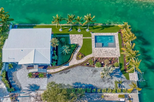 $3,899,000 | 17015 Wahoo Lane West, Sugarloaf, FL 33042