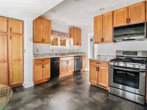 $259,900 | 322 Front Street, Owego, NY 13827