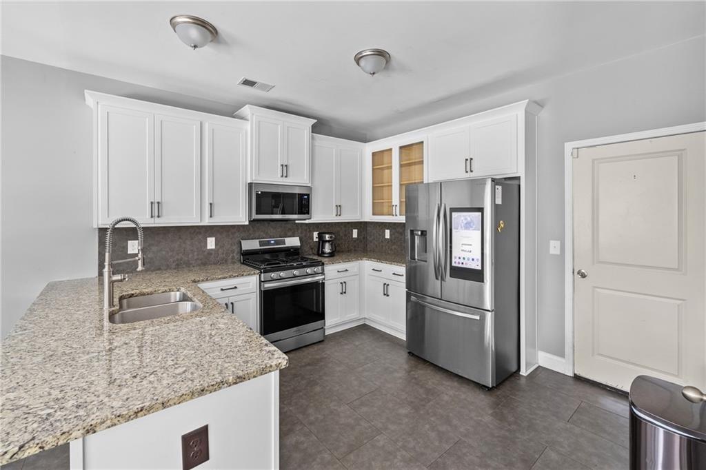 133 Worthing Lane Fairburn, GA 30213 - Photo 8 of 23