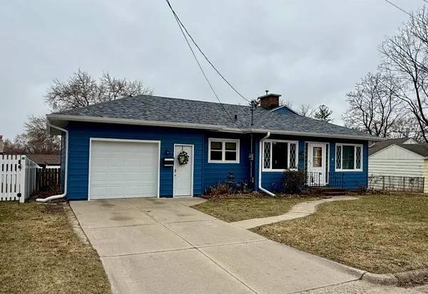 $289,500 | 407 Wilson Avenue, Edgerton, WI 53534