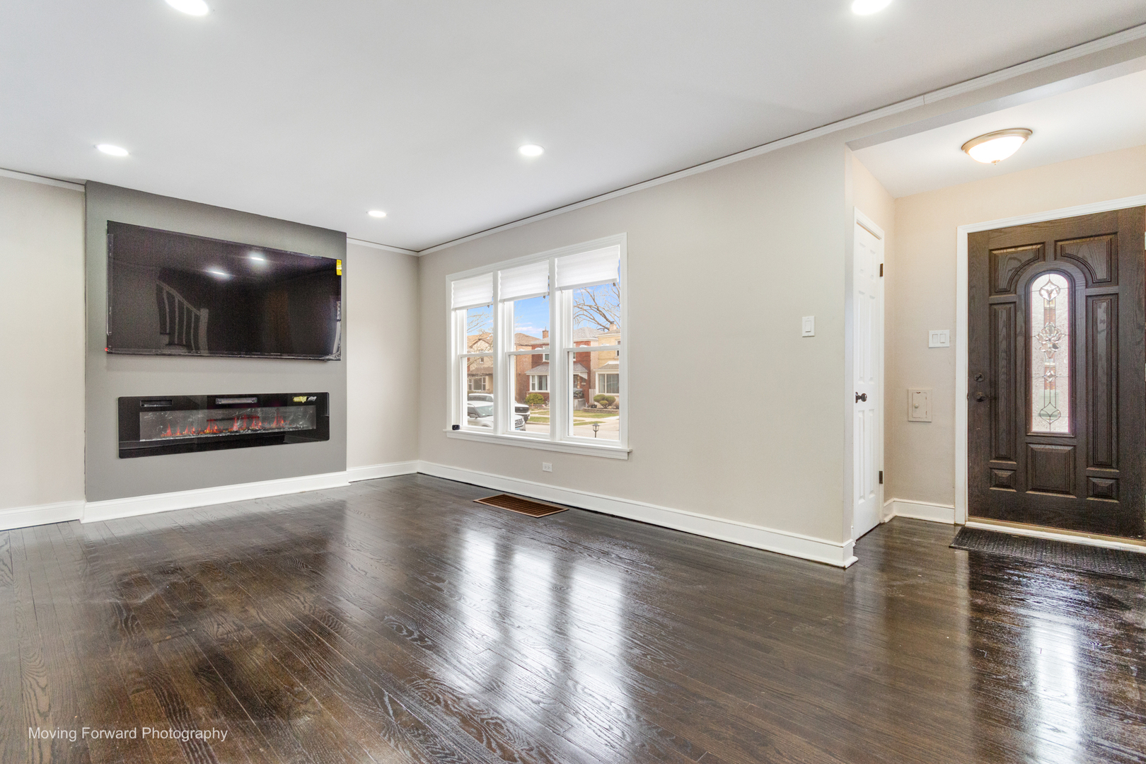9432 South Bishop Street Chicago, IL 60620 - Photo 3 of 30