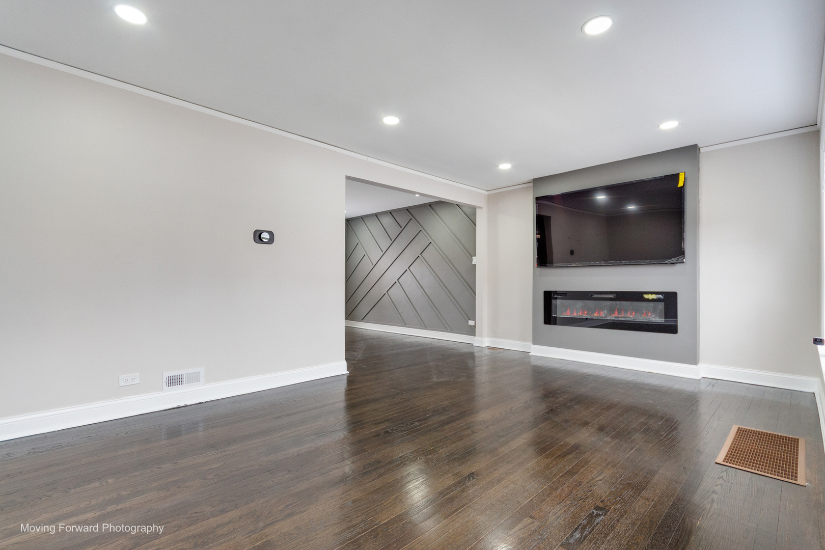 9432 South Bishop Street Chicago, IL 60620 - Photo 4 of 30