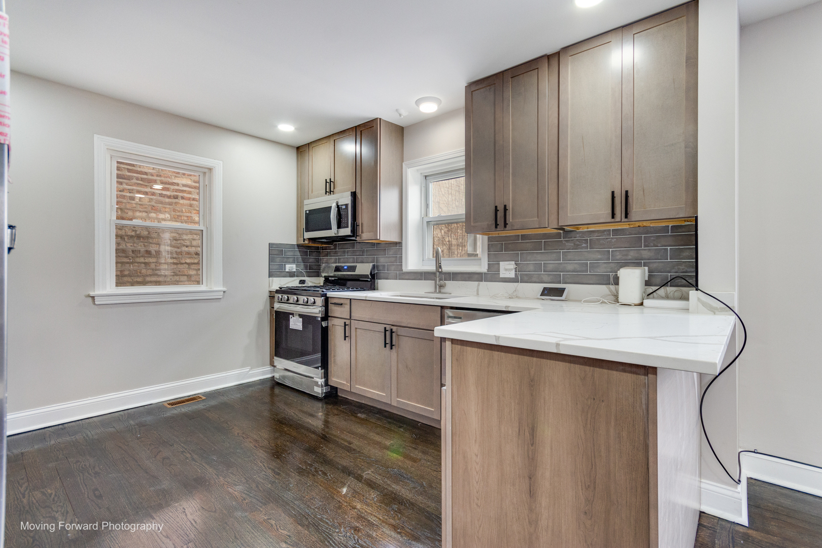 9432 South Bishop Street Chicago, IL 60620 - Photo 10 of 30
