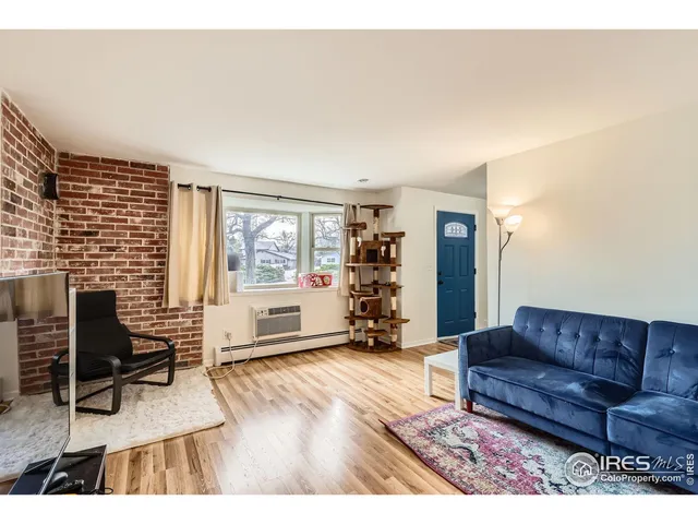 $300,000 | 62 Newark Street, Unit C, Aurora, CO 80012