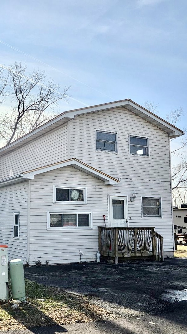 15 Dinosaur Road Wilmington, IL 60481 - Photo 1 of 14