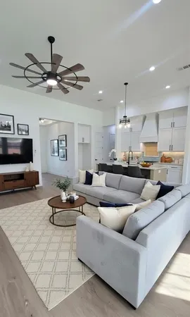 $458,000 | 1106 East Sixth Street, Springtown, TX 76082
