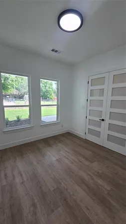 $458,000 | 1106 East Sixth Street, Springtown, TX 76082