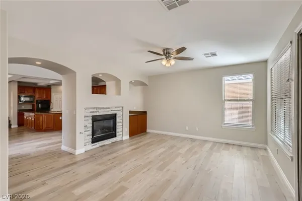 $2,610 | 5721 Red Roof Street, North Las Vegas, NV 89081