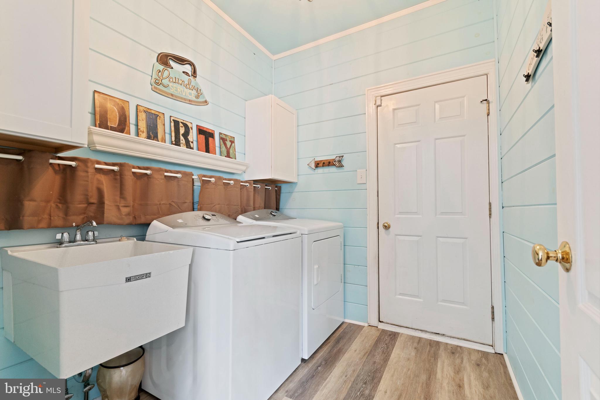 311 Trimble Lane Exton, PA 19341 - Photo 17 of 35 Refinished Laundry room