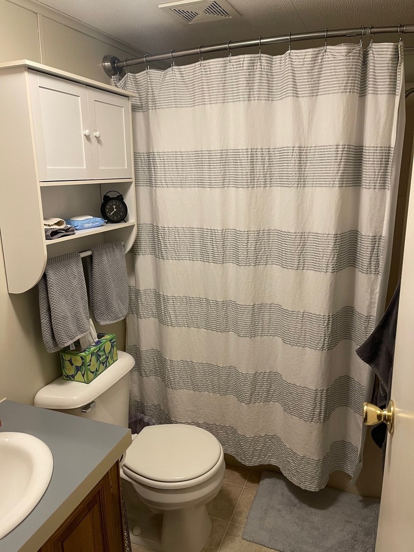 605 Pine Street, Unit 18 Normal, IL 61761 - Photo 22 of 28