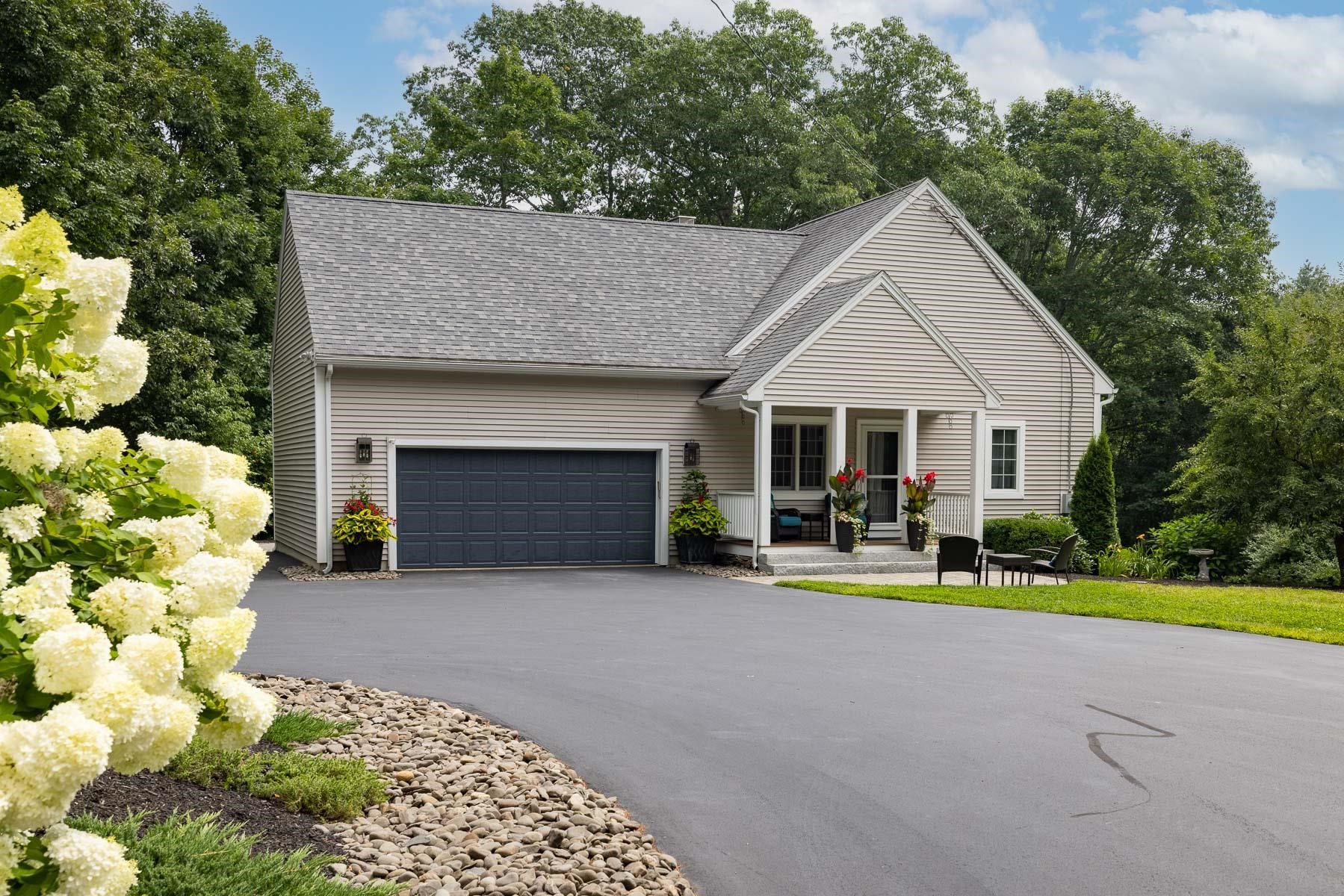 127 Exeter Road Newfields, NH 03856 - Photo 2 of 40