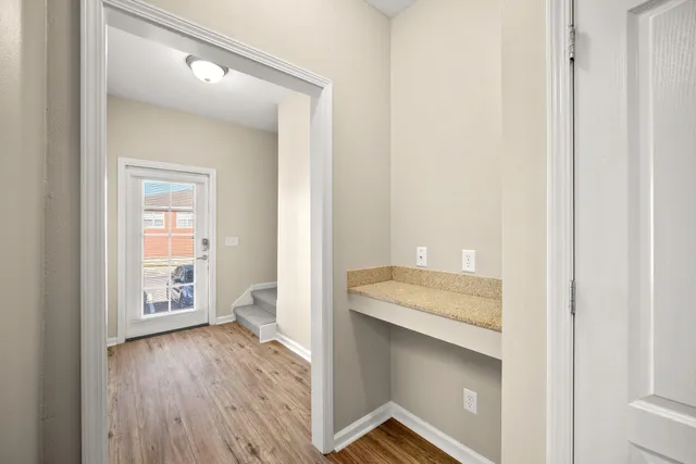 $1,350 | 721 Arbor Lake Drive, Crestview, FL 32536