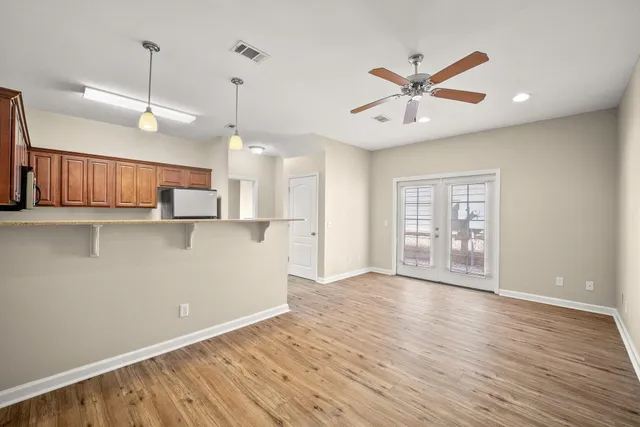 $1,350 | 721 Arbor Lake Drive, Crestview, FL 32536